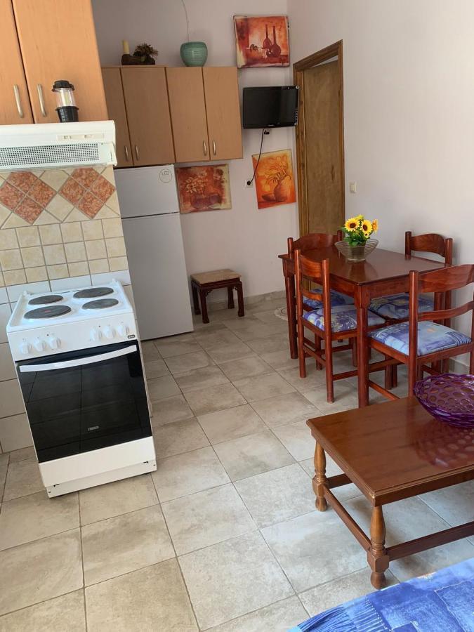 Appartement Domenica House à Kondaraíni Extérieur photo
