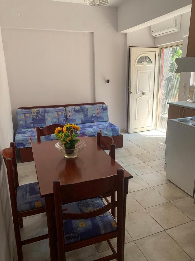 Appartement Domenica House à Kondaraíni Extérieur photo